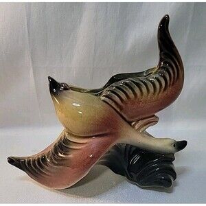 Hull No. 67 Wall Pocket Planter Flying Goose or Duck Mid‎ Century Modern MCM